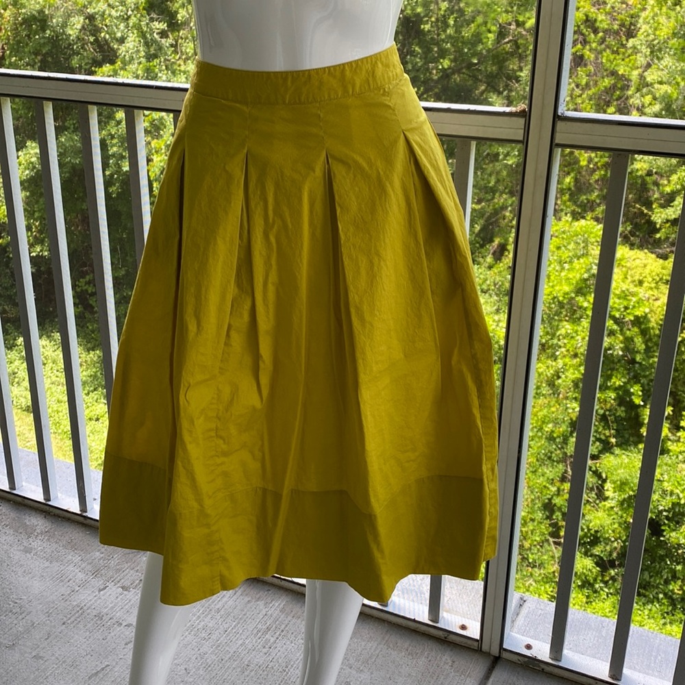 Talbots Citrine Pleated Midi Skirt Size 2